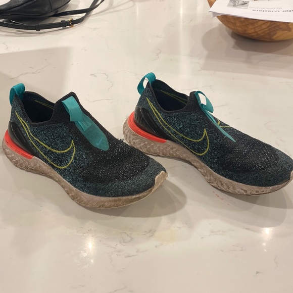 cheap youth nike shoes